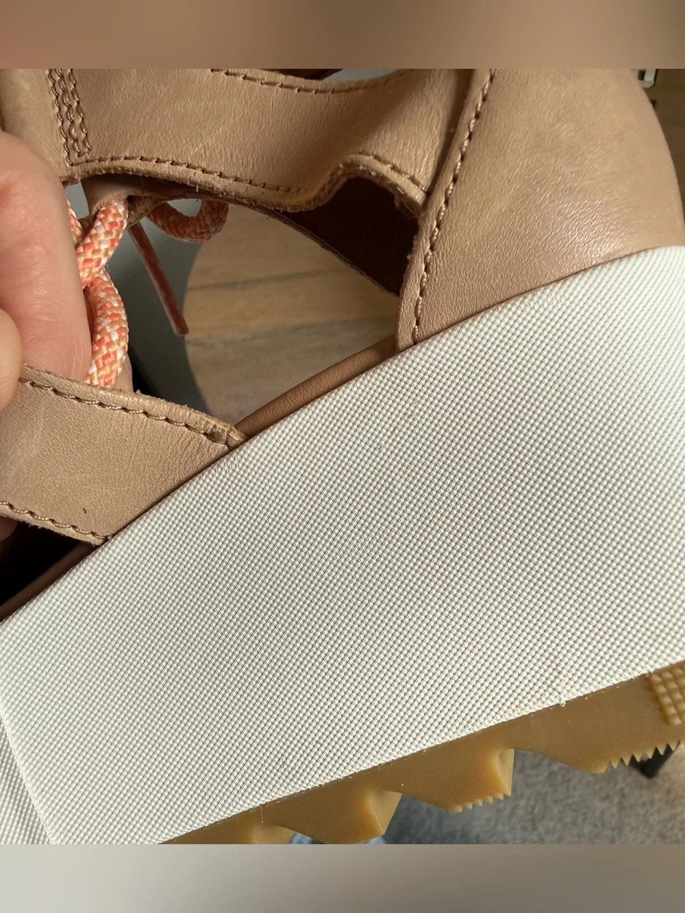 Sorel Women’s Cameron Tan Platform Lace-Up Sandal Size 5 1/2